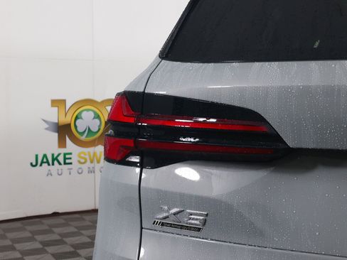 New 2025 BMW X5 xDrive40i w/ Parking Assistance Package image 10
