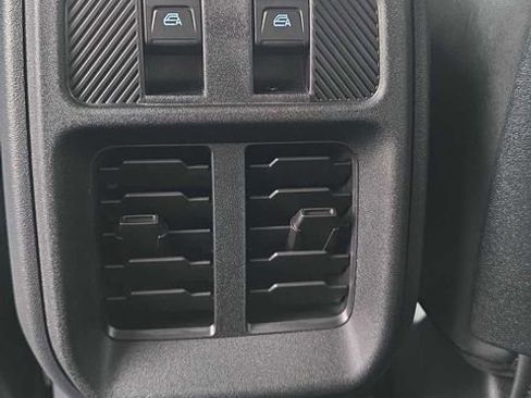 Used 2025 Ford Bronco Badlands AWD/4WD image 25