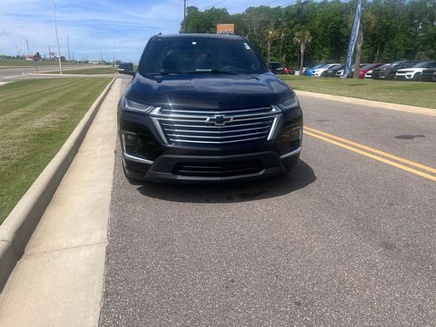 Used 2023 Chevrolet Traverse Premier w/ LPO, 'HIT The Road' Package image 10