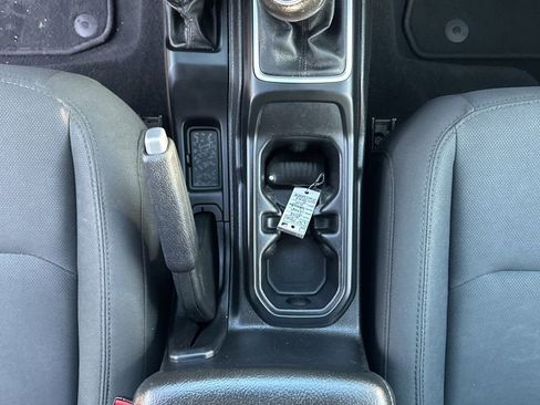 Used 2018 Jeep Wrangler Unlimited Sport image 29