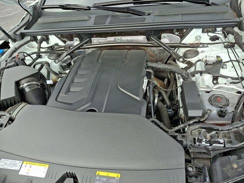 Certified 2025 Audi Q5 Premium w/ Convenience Package image 31