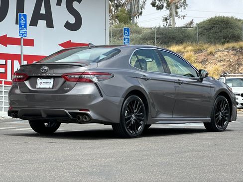 Used 2024 Toyota Camry XSE FWD image 5