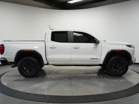 Used 2024 GMC Canyon Elevation w/ Convenience Package RWD image 9