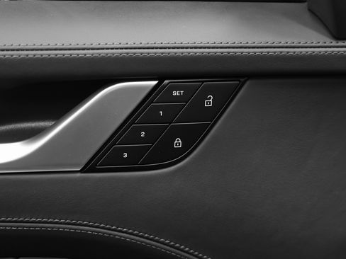 Used 2024 Porsche 911 Turbo S image 44