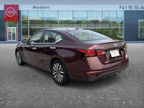 Certified 2025 Nissan Altima 2.5 SV FWD image 4