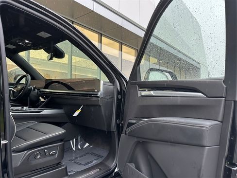 New 2026 Cadillac Escalade ESV Sport w/ Touring Package image 11