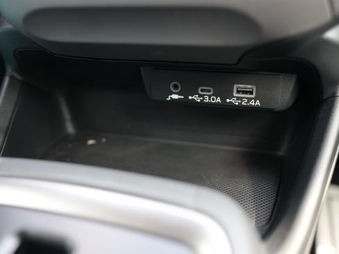 Certified 2025 Subaru Crosstrek 2.5i Premium AWD/4WD image 37