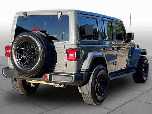 Used 2020 Jeep Wrangler Unlimited Sahara AWD/4WD image 13