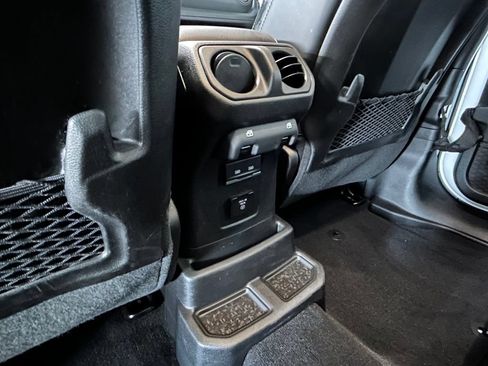 Used 2024 Jeep Wrangler Unlimited Rubicon 392 AWD/4WD image 51