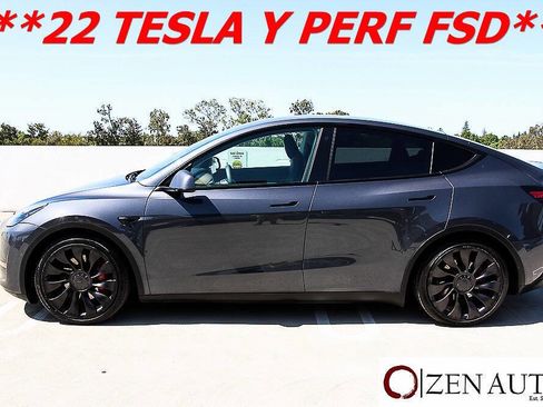 Used 2022 Tesla Model Y Performance image 4