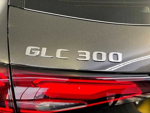 New 2026 Mercedes-Benz GLC 300 4MATIC image 6