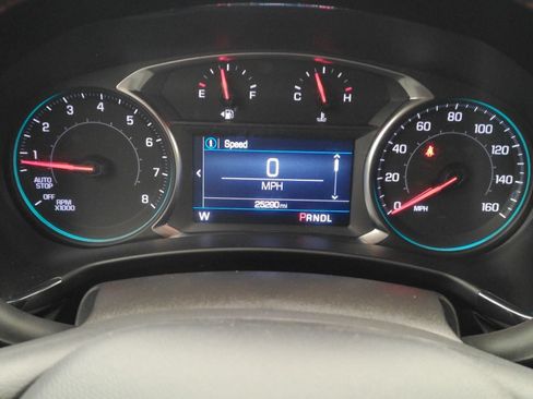 Used 2023 Chevrolet Equinox RS AWD/4WD image 25