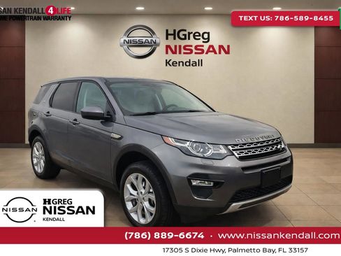 Used 2018 Land Rover Discovery Sport SE AWD/4WD image 1