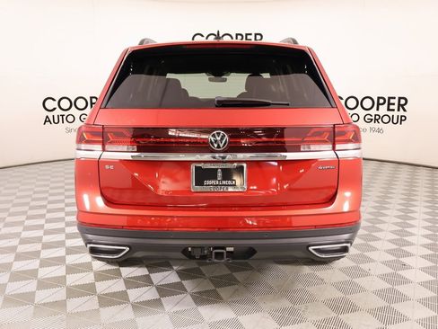 Used 2024 Volkswagen Atlas SE image 23