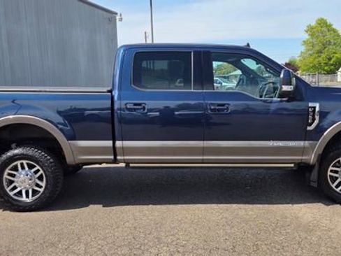 Used 2019 Ford F350 4x4 Crew Cab Super Duty image 4