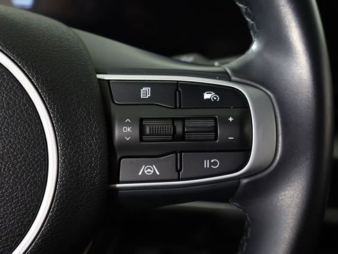 Used 2023 Kia Sportage EX FWD image 40