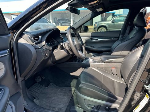 Certified 2023 INFINITI QX50 Sport FWD image 11