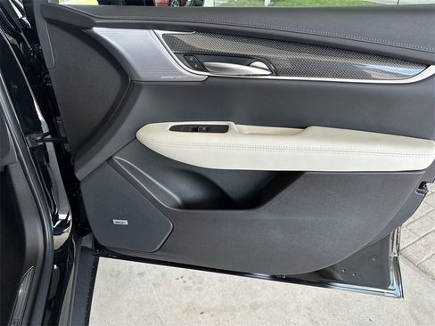 New 2025 Cadillac XT5 Sportv w/ Technology Package image 35