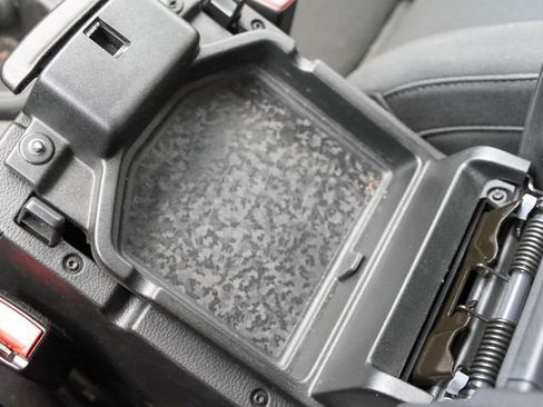 Used 2023 Jeep Gladiator Willys image 14