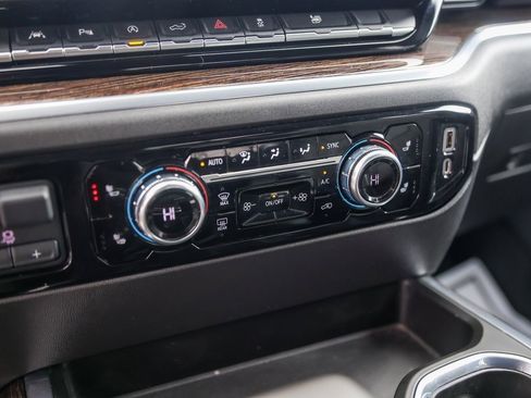 Used 2022 GMC Sierra 1500 Elevation w/ Elevation Premium Package image 22