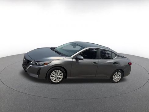 Used 2025 Nissan Sentra S FWD image 6