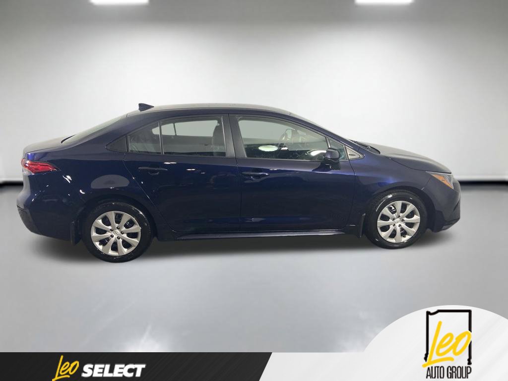 Used 2025 Toyota Corolla LE FWD image 7