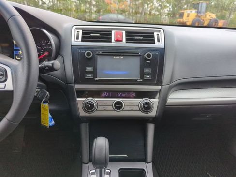 Used 2016 Subaru Outback 2.5i image 22