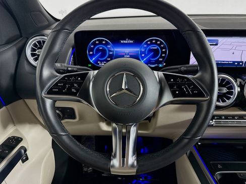 Certified 2024 Mercedes-Benz EQB 250+ image 19