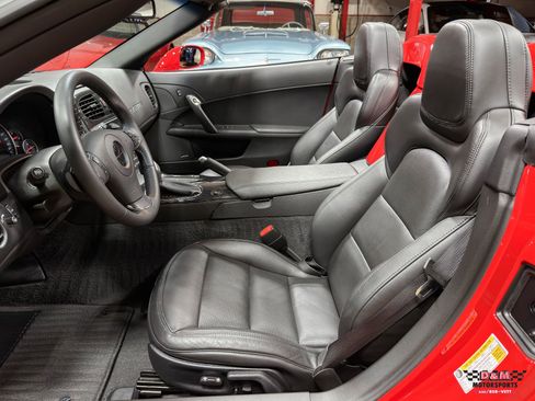 Used 2012 Chevrolet Corvette Grand Sport w/ 3LT Preferred Equipment Group image 11