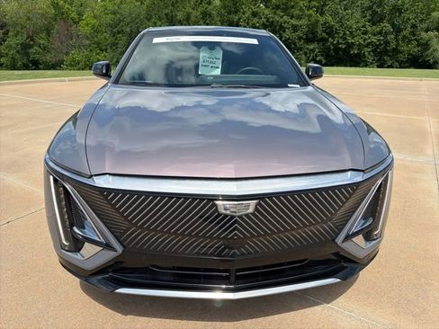 Certified 2024 Cadillac Lyriq Tech RWD image 8