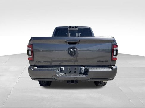 Used 2024 RAM 2500 Limited AWD/4WD image 9