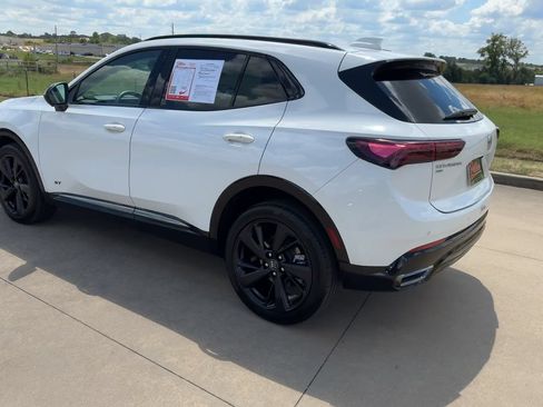 Used 2025 Buick Envision Sport Touring AWD/4WD image 7