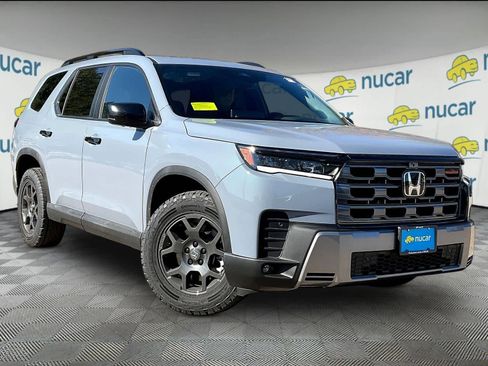 New 2026 Honda Pilot TrailSport image 1