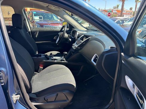 Used 2017 Chevrolet Equinox LT w/ Convenience Package FWD image 17
