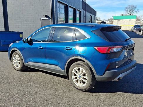 Used 2020 Ford Escape SE image 6