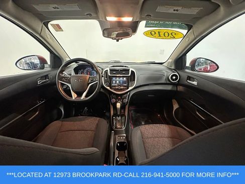 Used 2019 Chevrolet Sonic LT w/ Convenience Package FWD image 21
