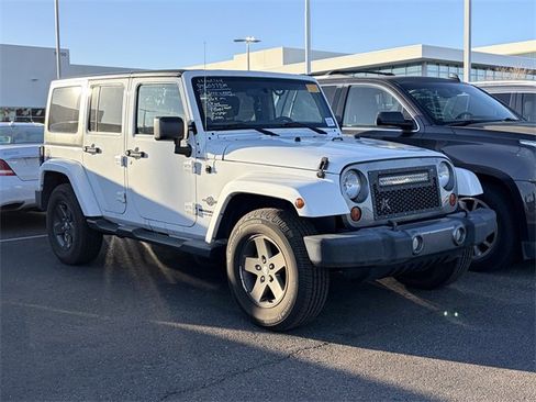 Used 2012 Jeep Wrangler Unlimited Sport image 3