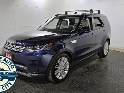 Used 2017 Land Rover Discovery HSE Luxury AWD/4WD image 3