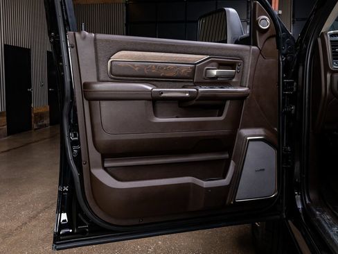 Used 2025 RAM 3500 Longhorn AWD/4WD image 22