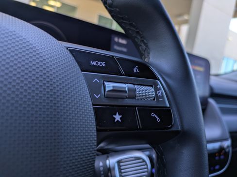 Certified 2025 Hyundai Ioniq 5 SEL image 21