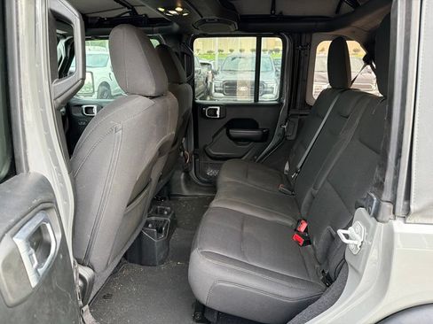 Used 2020 Jeep Wrangler Unlimited Sport AWD/4WD image 13