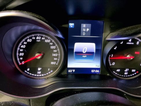 Used 2017 Mercedes-Benz GLC 300 GLC 300 image 25