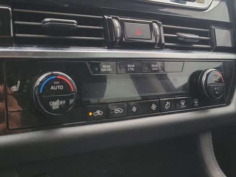 Used 2024 Nissan Pathfinder SV image 26