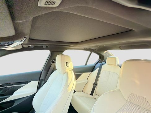 New 2026 BMW 530i w/ Convenience Package image 27