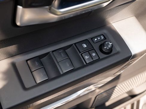 New 2025 Toyota Tundra Platinum w/ TRD Off-Road Package image 18