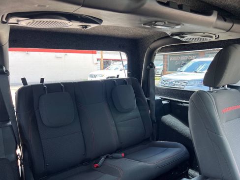 Used 2018 Jeep Wrangler Rubicon AWD/4WD image 20