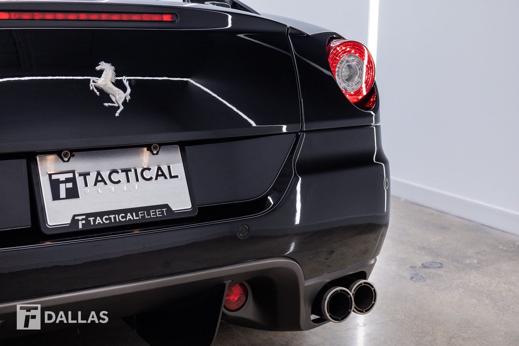 Used 2007 Ferrari 599 GTB Fiorano RWD image 12