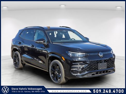 New 2026 Volkswagen Tiguan SE R-Line AWD/4WD image 1