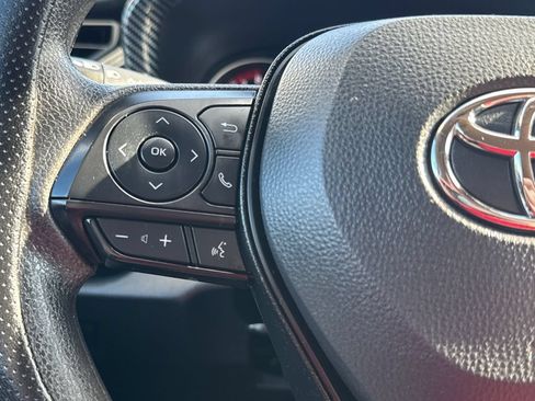 Used 2025 Toyota RAV4 LE AWD/4WD image 20