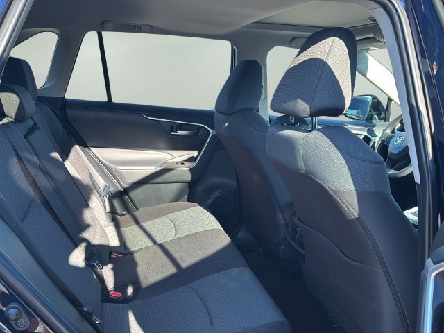 Used 2025 Toyota RAV4 XLE w/ Convenience Package FWD image 12